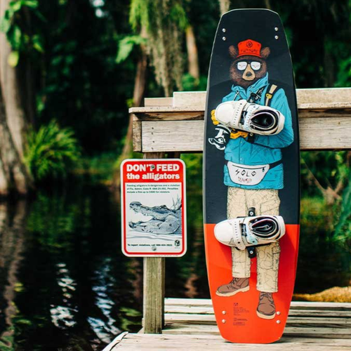 Deska wakeboardowa Slingshot Solo czarna/ czerwona/niebieska