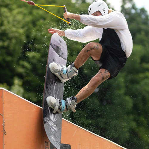Deska wakeboardowa Slingshot Space Raider czarna/biała