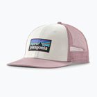 Czapka z daszkiem Patagonia P-6 Logo Trucker white w/quiet violet