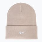 Czapka zimowa Nike Peak Swoosh Beanie slit red/white