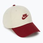 Czapka z daszkiem Nike Club Unstructured Futura Wash light khaki/team crimson/team crimson