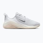 Buty treningowe damskie Nike Bella 7 white/sail/pencil point/multi-color