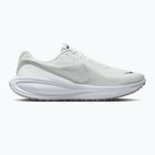 Buty do biegania męskie Nike Revolution 8 summit white/white/metallic silver