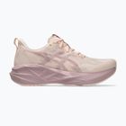 Buty do biegania damskie ASICS Novablast 5 pearl pink/morganite