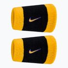 Frotki na nadgarstek Nike Swoosh Classic Doublewide Wristbands 2 szt black/court purple university gold