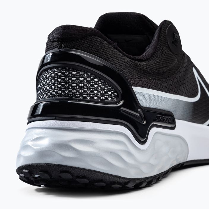 Buty do biegania męskie Nike Renew Run 3 black/white/pure platinum/dark smoke grey 7