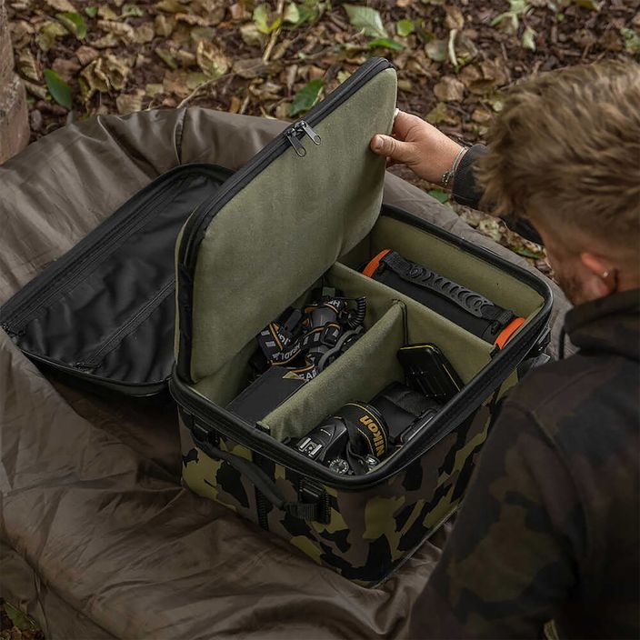 Torba na elektronikę Avid Carp Stormshield Pro Techpack Standard 5