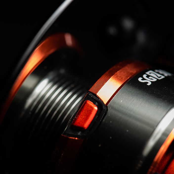 Kołowrotek spinningowy Savage Gear SG2 granatowo-czerwony 74719 8