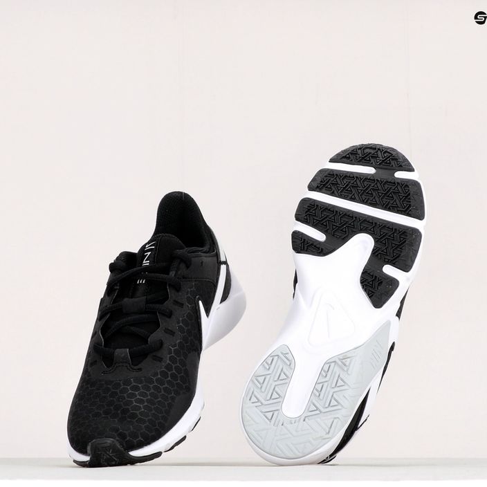 Buty treningowe damskie Nike Legend Essential 2 black/white/pure platinum 9