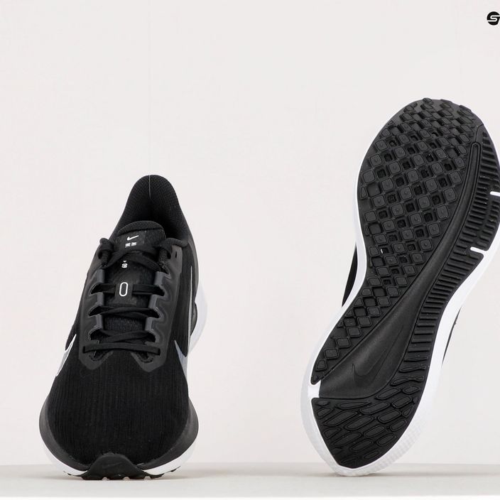 Buty do biegania męskie Nike Air Winflo 9 black/white/dark smoke grey 11