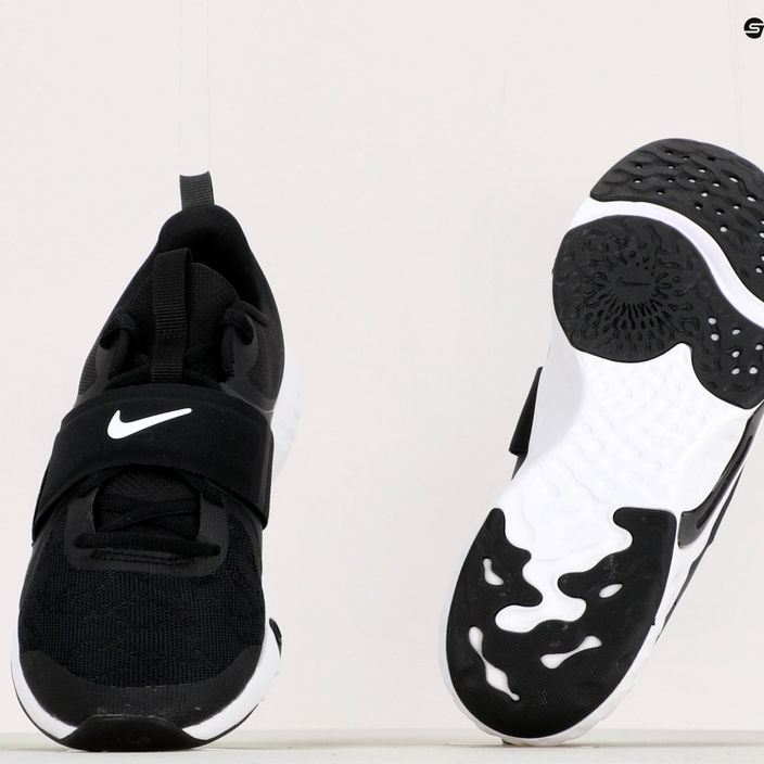 Buty treningowe damskie Nike Renew In-Season TR 12 black/white/dark smoke grey 12