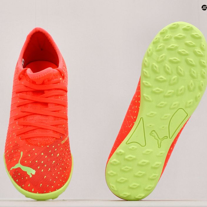 Buty piłkarskie dziecięce PUMA Future Z 4.4 TT fiery coral/fizzy light/puma black/salmon 10