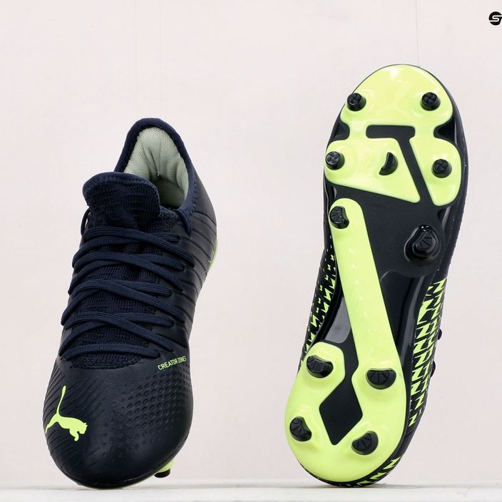 Buty piłkarskie dziecięce PUMA Future Z 4.4 FG/AG Jr czarno-zielone 107014 12