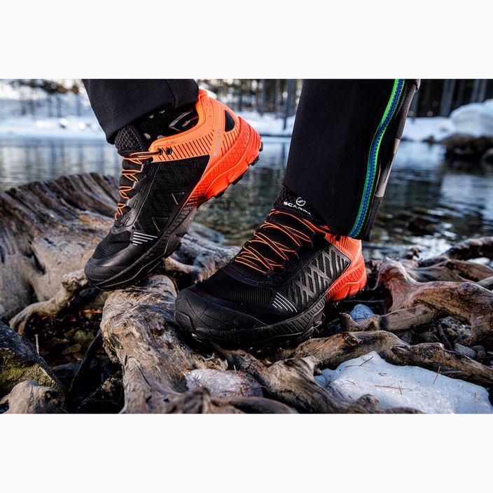 Buty do biegania męskie SCARPA Spin Ultra GTX orange fluo/black 15