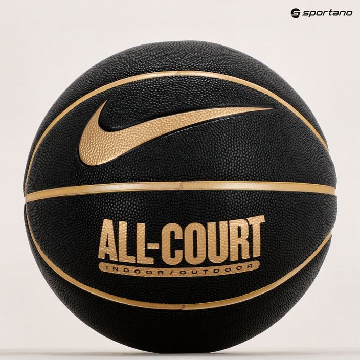 Piłka do koszykówki Nike Everyday All Court 8P Deflated black/metallic gold rozmiar 7 6