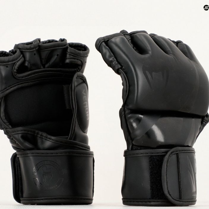 Rękawice treningowe do MMA Venum Challenger matte/black 5