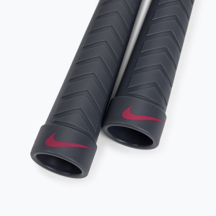 Skakanka Nike Fundamental Speed Rope dark grey/vivid pink 2