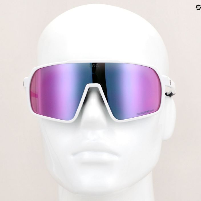 Okulary przeciwsłoneczne GOG Okeanos matt white/black/ polychromatic purple green 10