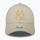 Czapka z daszkiem damska New Era Metallic Logo 9Forty New York Yankees light beige 2