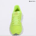 Buty do biegania damskie Mizuno Wave Sky 8 mizuno neo lime/white/pristine 9