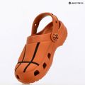 Klapki dziecięce Crocs Classic Basketball Clog K sienna 8