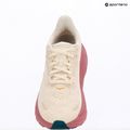Buty do biegania damskie HOKA Arahi 8 alabaster/lingonberry 18