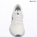 Buty do biegania damskie Nike Run Defy white/football grey/work blue/blue void 6