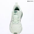 Buty do biegania damskie Nike Vomero 18 barely green/steam/metallic silver 14