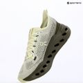 Buty do biegania damskie On Cloudsurfer Max seedling/olive 9