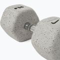 Hantel ogumowany Nike Strength Grind Hex Dumbbell 22,5 kg wolf grey 4