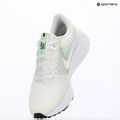 Buty do biegania damskie Nike Run Defy white/cucumber calm/black/illusion green 6