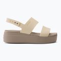 Sandały damskie Crocs Brooklyn Met Low Wedge metal champagne 2