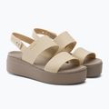 Sandały damskie Crocs Brooklyn Met Low Wedge metal champagne 4