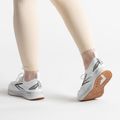 Buty do biegania damskie Brooks Levitate StealthFit 6 white/bran 3