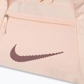 Torba treningowa damska Nike Gym Club 24 l guava ice/ guava ice/ night maroon 4