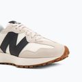 Buty damskie New Balance 327's V1 beige 7