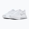 Buty treningowe damskie Nike MC Trainer 3 white/photon dust/metallic platinum 3