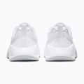 Buty treningowe damskie Nike MC Trainer 3 white/photon dust/metallic platinum 4
