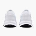 Buty do biegania damskie Nike Run Defy white/pure platinum/black 4