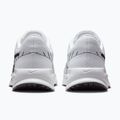 Buty do biegania męskie Nike Run Defy white/black 4