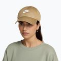 Czapka z daszkiem Nike Club Unstructured Futura Wash parachute beige/white