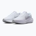 Buty do biegania damskie Nike Revolution 8 white/pure platinum 3