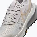 Buty do biegania damskie Nike Zegama 2 vast grey/sanddrift/summit white/black 9