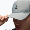Czapka z daszkiem  Jordan Rise Structured Metal Jumpman light smoke grey/R511 10