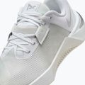 Buty treningowe damskie Nike Metcon 10 white/platinum tint/metallic silver 15