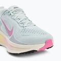 Buty do biegania damskie Nike Vomero 18 barely grey/pale ivory/cannon/playful pink 7