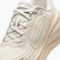 Buty do biegania damskie Nike Vomero Plus ESS summit white/phantom/pure platinum/chalk 8