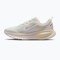 Buty do biegania damskie Nike Vomero 18 ESS summit white/chalk/sea glass/white 9