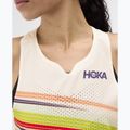 Koszulka do biegania damska HOKA Race Day Singlet alabaster flare 4