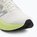 Buty do biegania damskie  New Balance FuelCell Propel V5 sea salt/afterglow 7